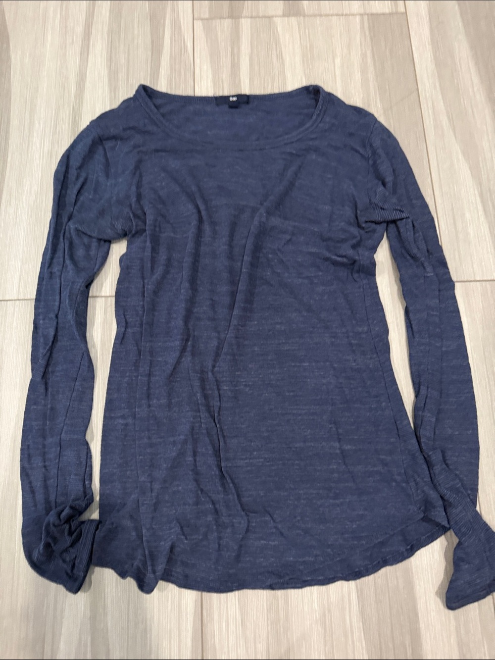 Gap Lightweight Navy Long-Sleeve Women's Top